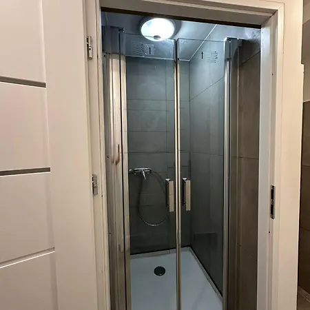 بيت شباب Golebia *